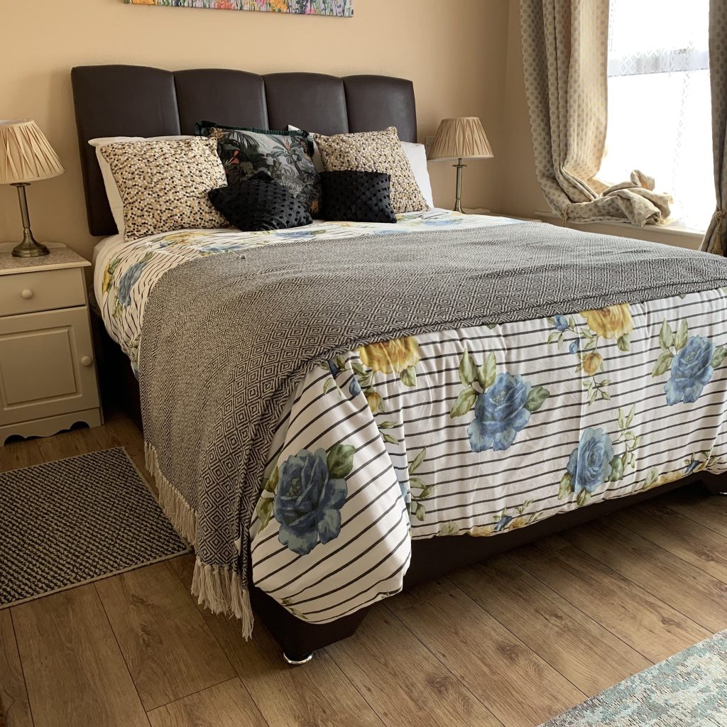 Boland's guest accommodation in Dingle - bedroom